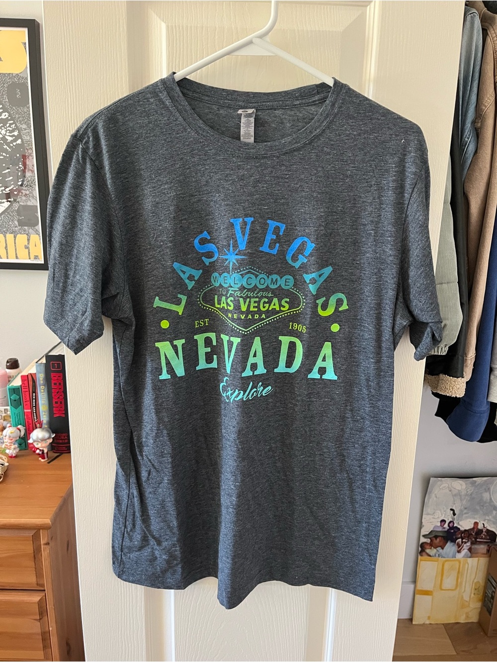 Las Vegas Nevada Explore Graphic Tee - Gray with Blue & Green Print